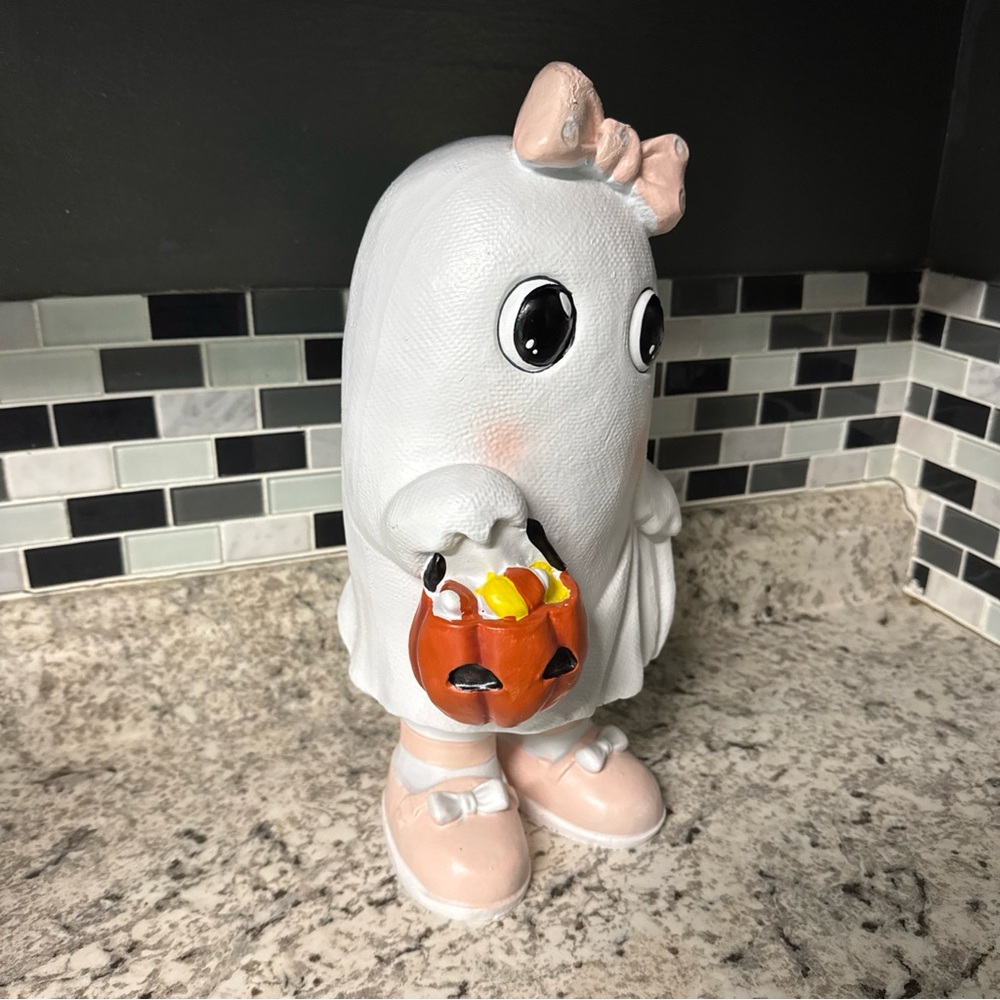 Girl Ghost with Pink Bow Trick or Treating Cute 13” Pastel NEW - Picture 2 of 5